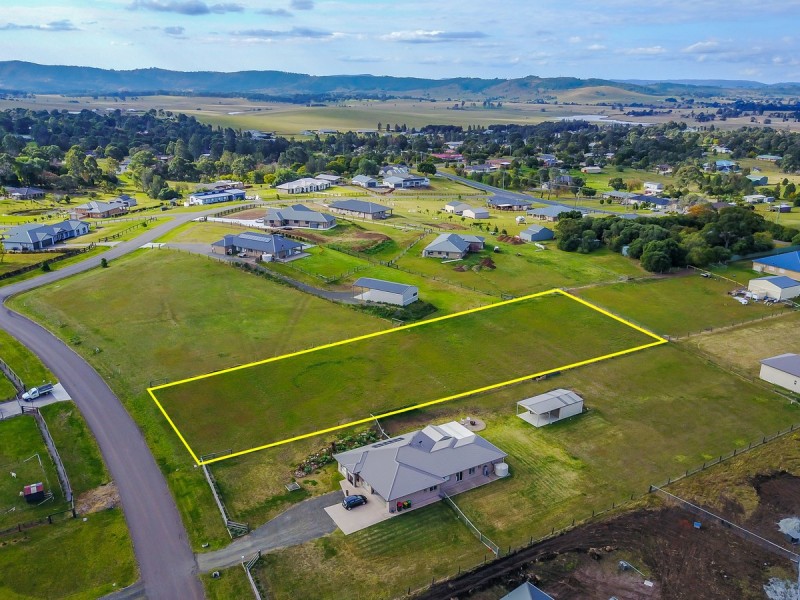 5 Carnival Close, Windella NSW 2320