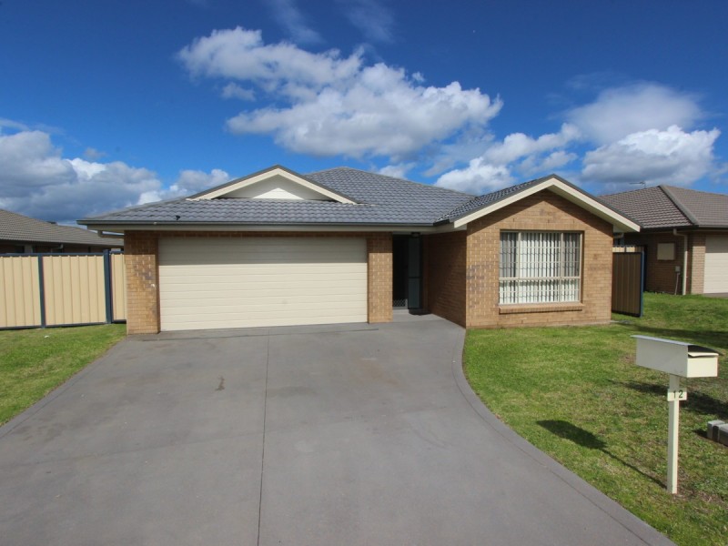 12 Brunello Street, Cessnock NSW 2325