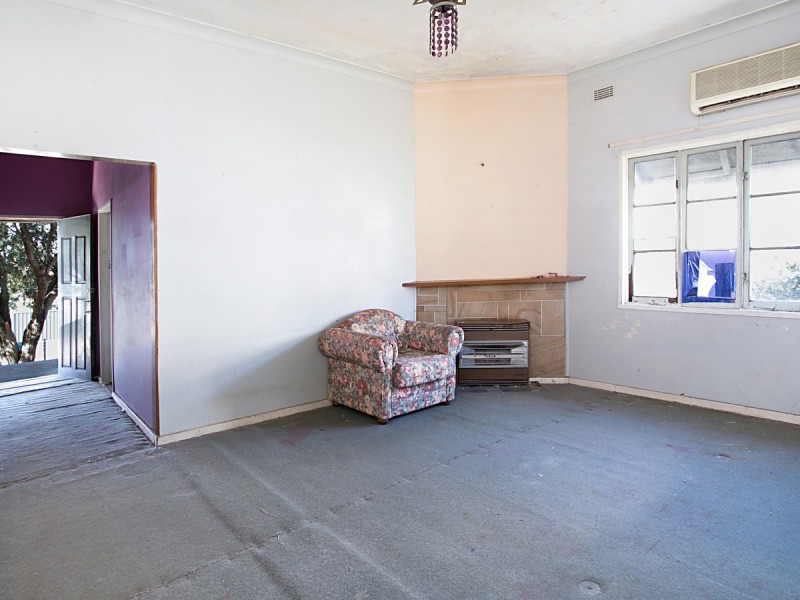 8 Francis Street, Cessnock NSW 2325