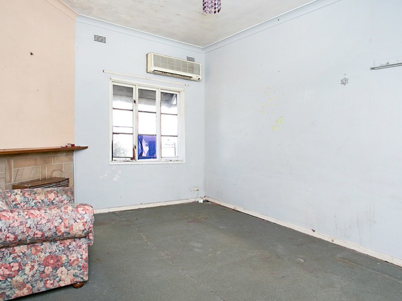 8 Francis Street, Cessnock NSW 2325