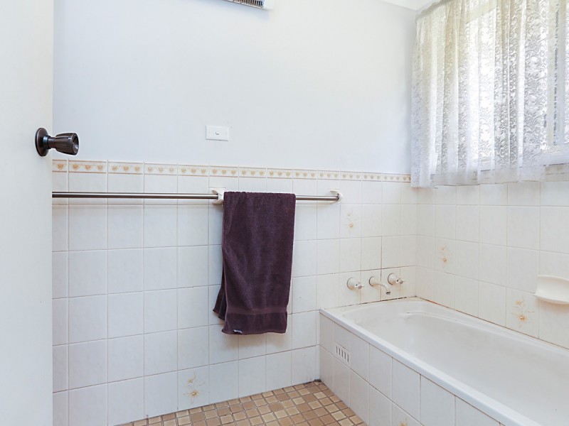 2A Mackellar Street, Cessnock NSW 2325