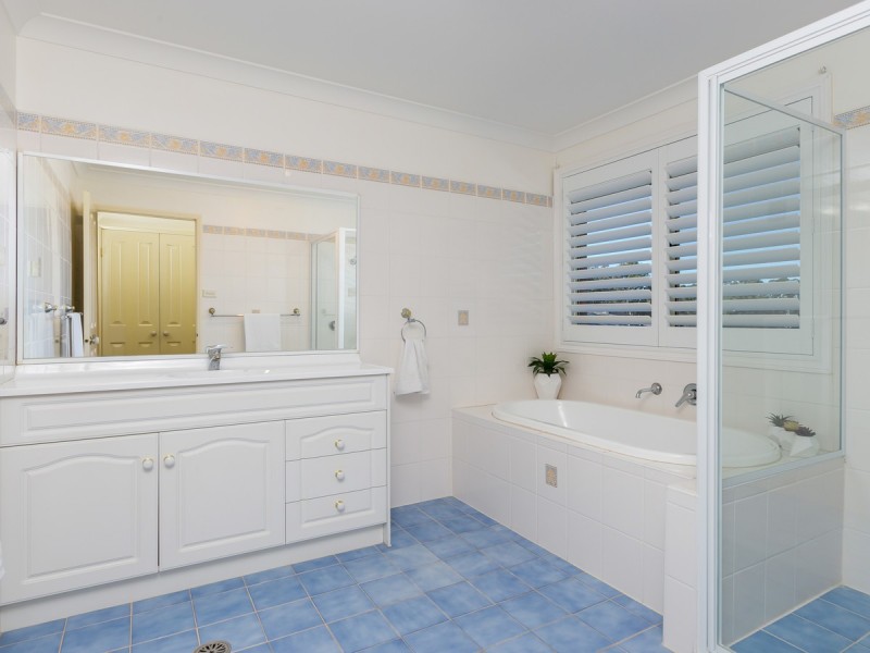 13 Cabernet Grove, Cessnock NSW 2325