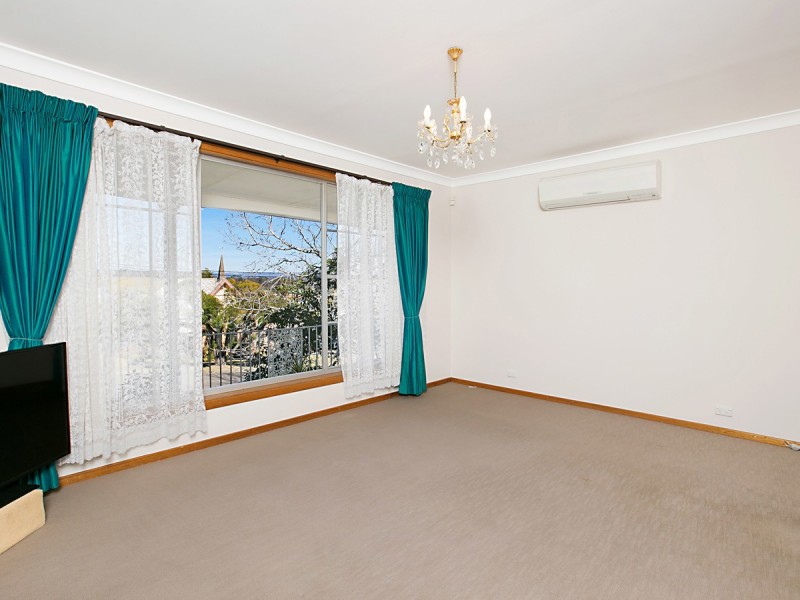 12 Cooper Street, Cessnock NSW 2325