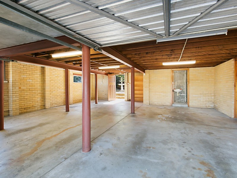 12 Cooper Street, Cessnock NSW 2325