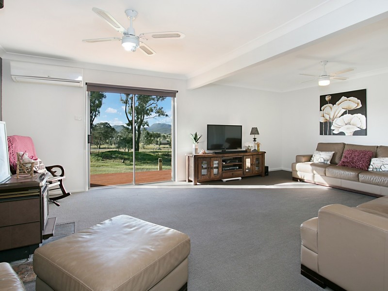 249 Standen Drive, Lower Belford NSW 2335