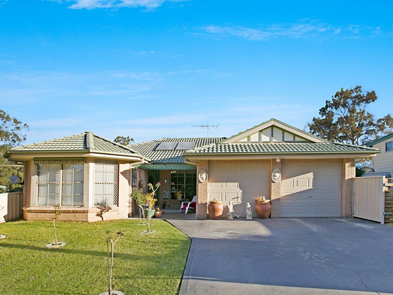 18 Bruce Street, Abernethy NSW 2325