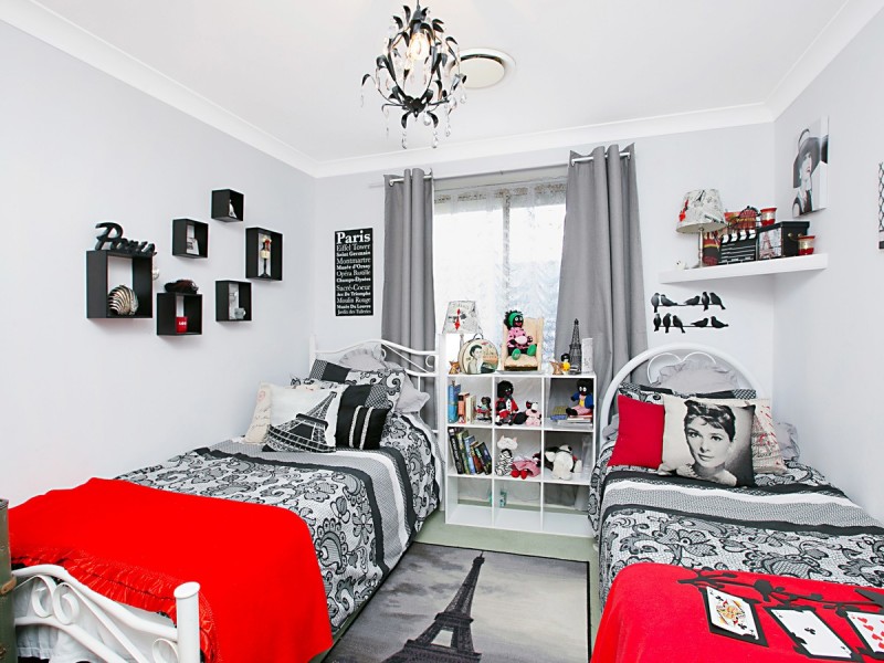 18 Bruce Street, Abernethy NSW 2325