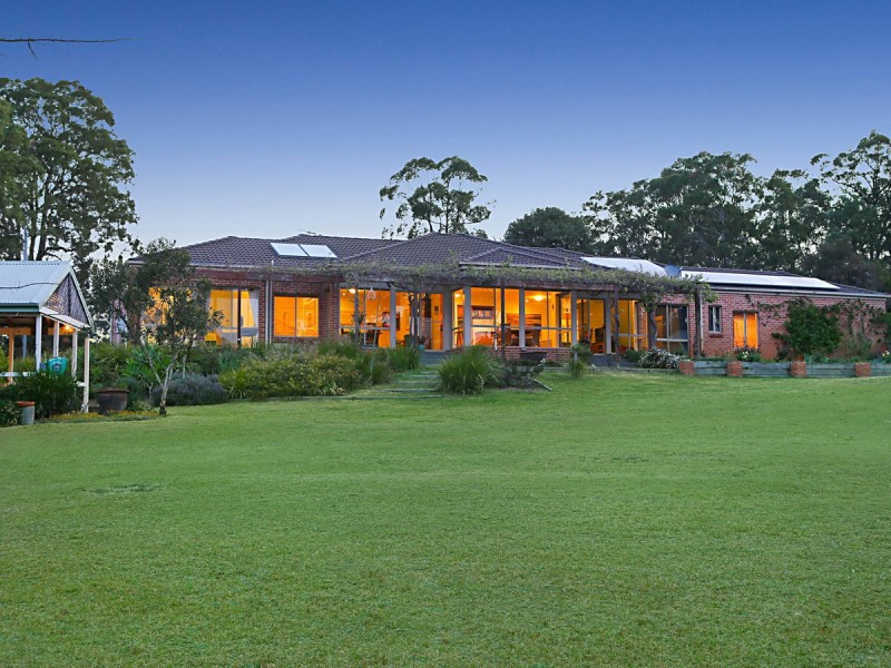 755 Sandy Creek Road, Quorrobolong NSW 2325