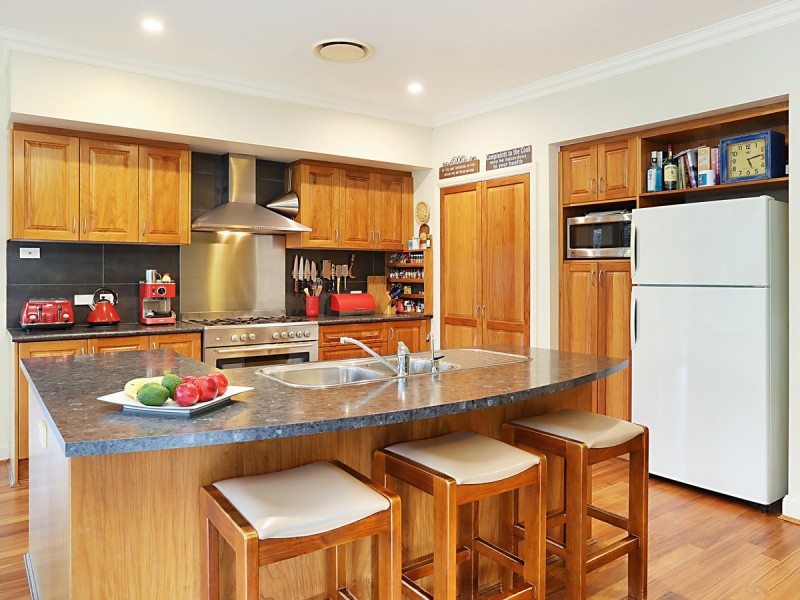 755 Sandy Creek Road, Quorrobolong NSW 2325