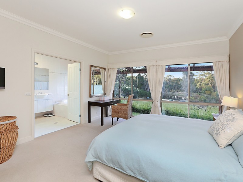 755 Sandy Creek Road, Quorrobolong NSW 2325