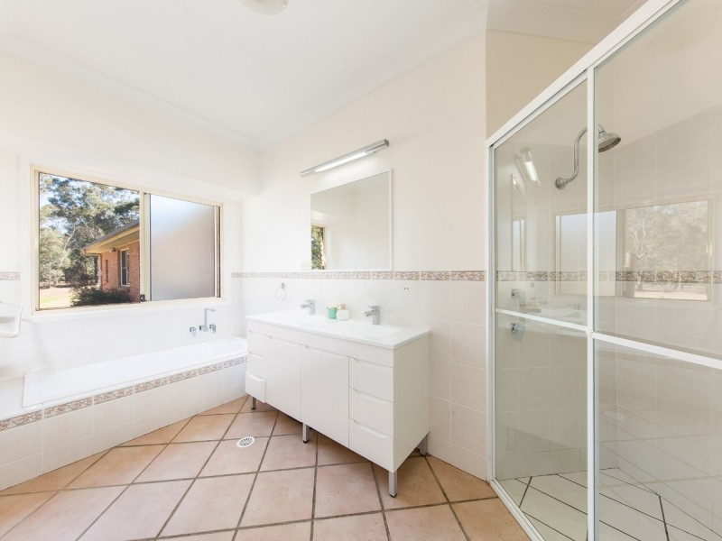 600 Lovedale Road, Lovedale NSW 2325