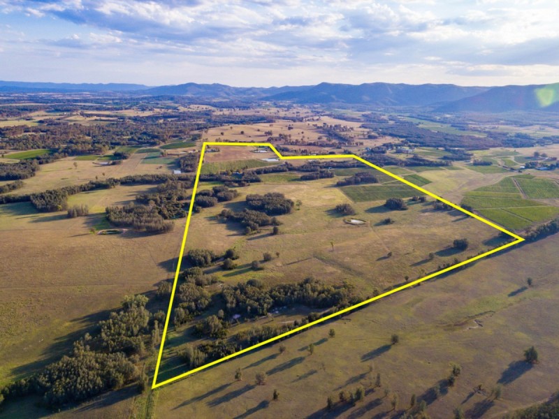 223 Deasys Road, Pokolbin NSW 2320