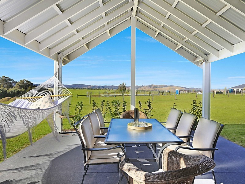 31 Sandstone Drive, Windella NSW 2320