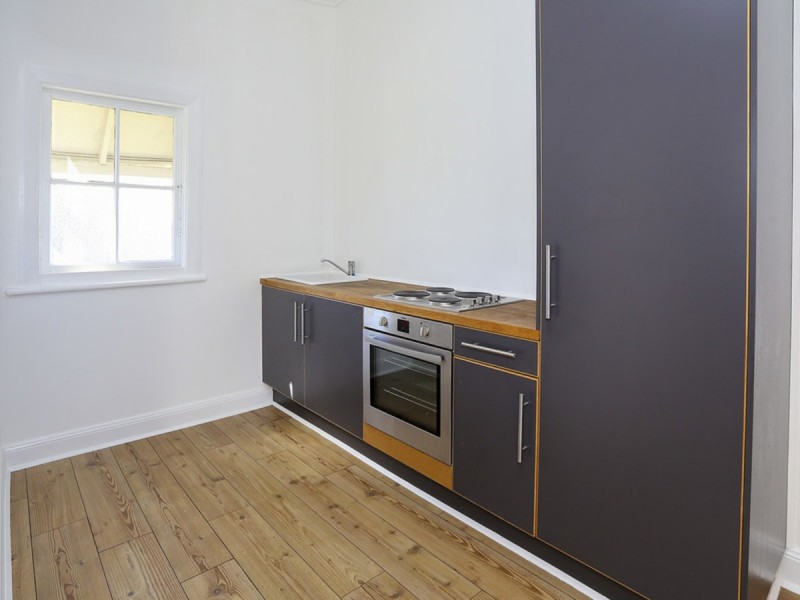 25 Quarrybylong Street, Cessnock NSW 2325