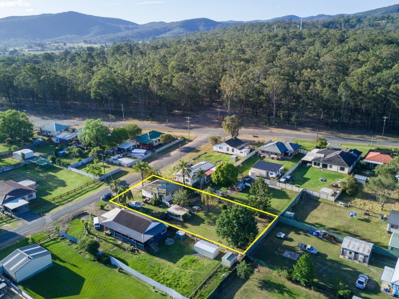 3 Davis Street, Millfield NSW 2325