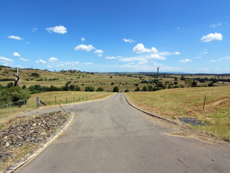 712 Luskintyre Road, Luskintyre NSW 2321