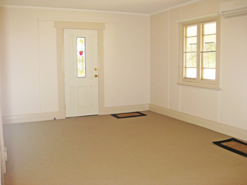 267 Maitland Road, Cessnock NSW 2325