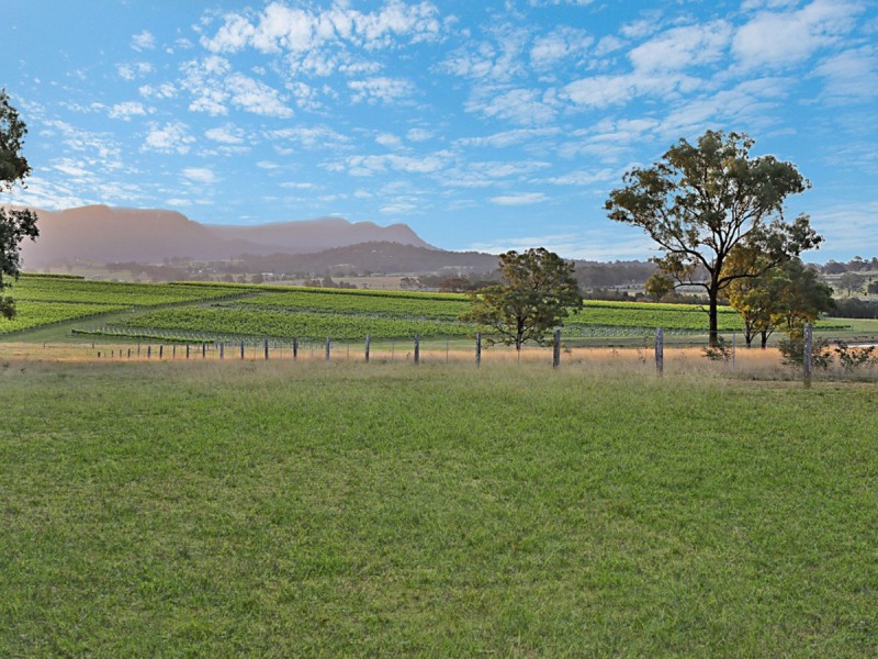 28 Racecourse Lane, Pokolbin NSW 2320