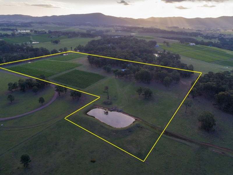 28 Racecourse Lane, Pokolbin NSW 2320