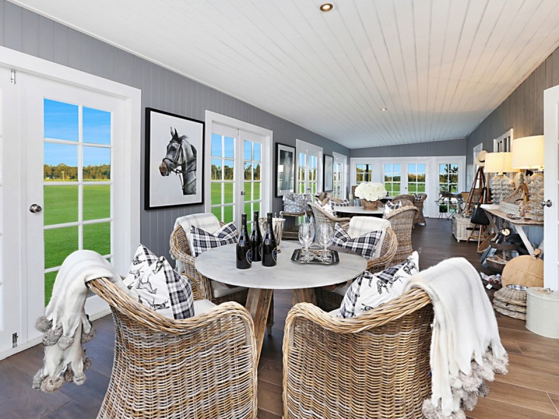 386 Wilderness Road, Lovedale NSW 2325