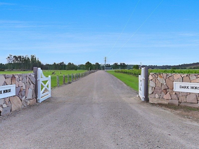 386 Wilderness Road, Lovedale NSW 2325