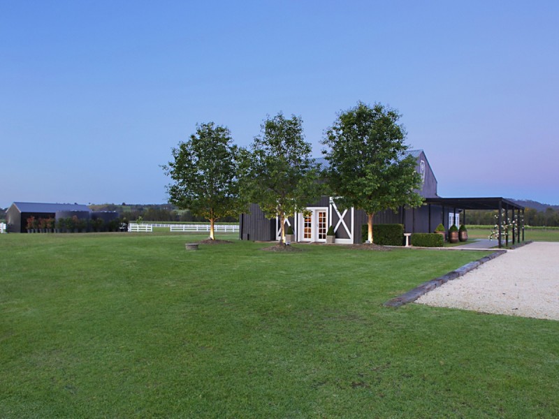 386 Wilderness Road, Lovedale NSW 2325