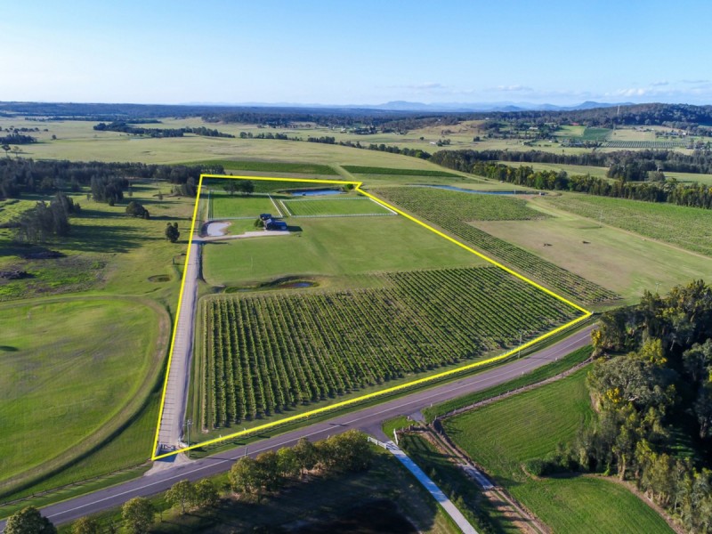 386 Wilderness Road, Lovedale NSW 2325