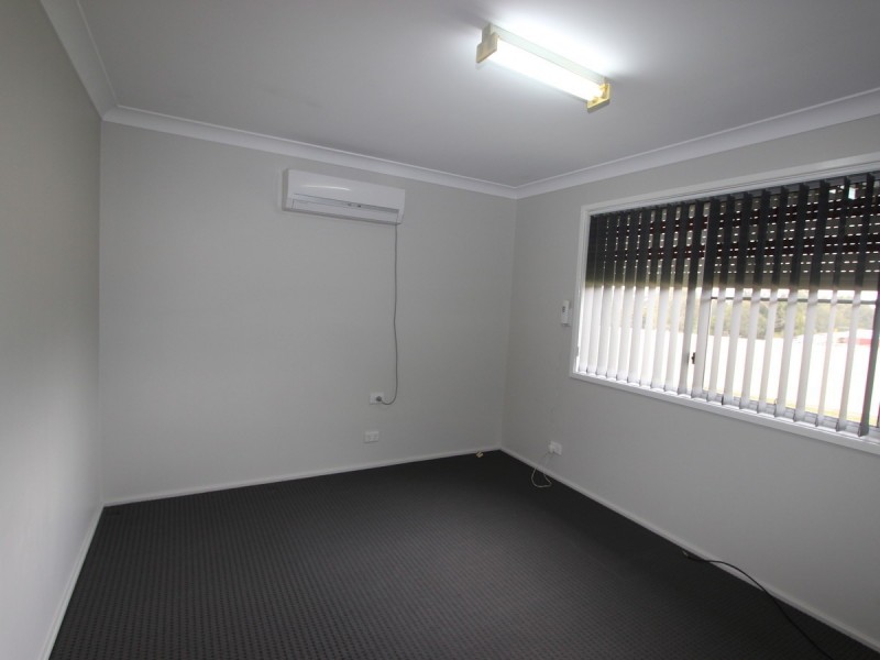 56 Charles Street, Abermain NSW 2326