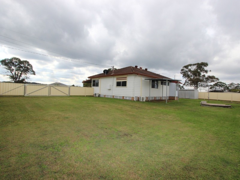 56 Charles Street, Abermain NSW 2326