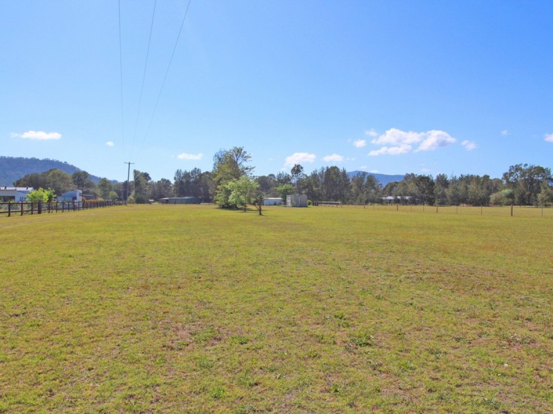 4 Harrowby Street, Broke NSW 2330