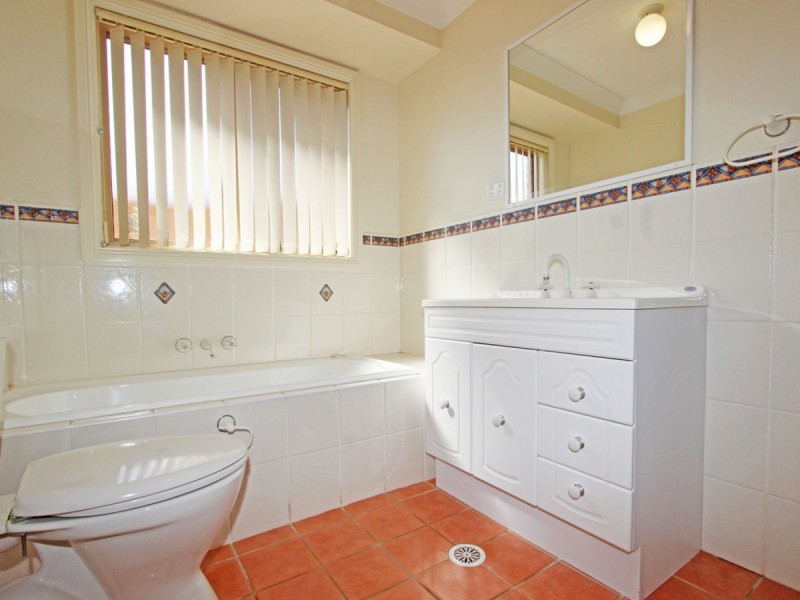 2/28 William Street, Cessnock NSW 2325