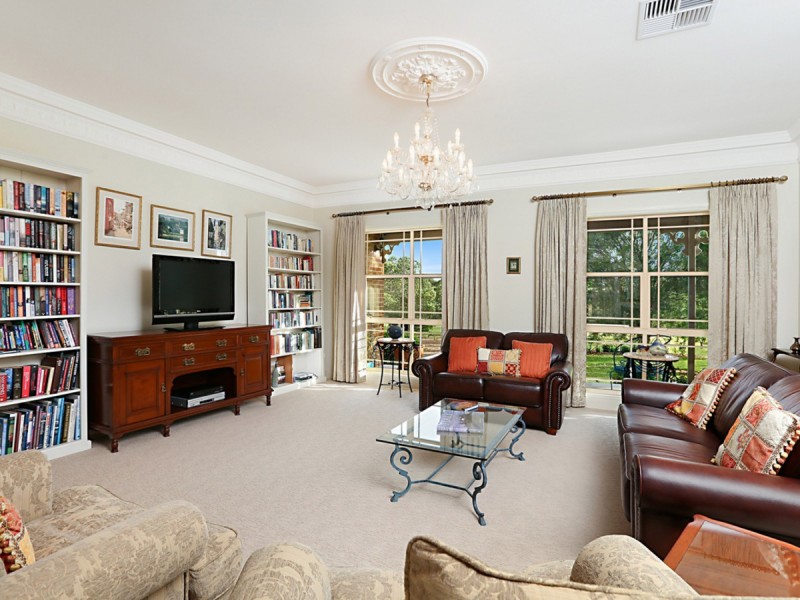 74 Wilderness Road, Lovedale NSW 2325