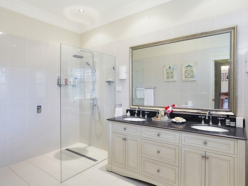 74 Wilderness Road, Lovedale NSW 2325