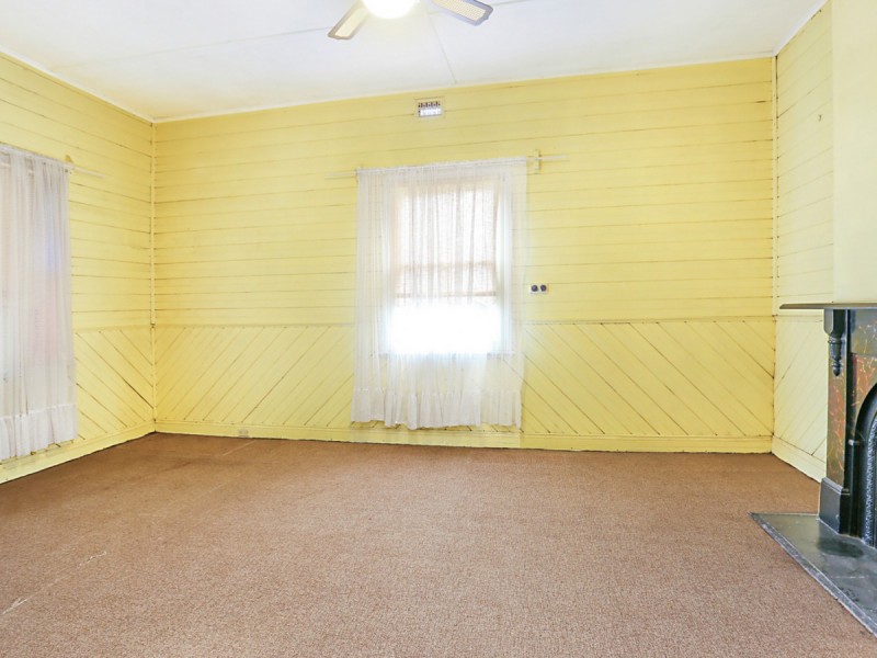 13 Ferguson Street, Cessnock NSW 2325