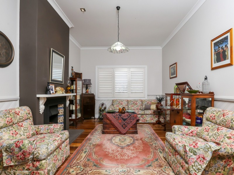 37 Shedden Street, Cessnock NSW 2325