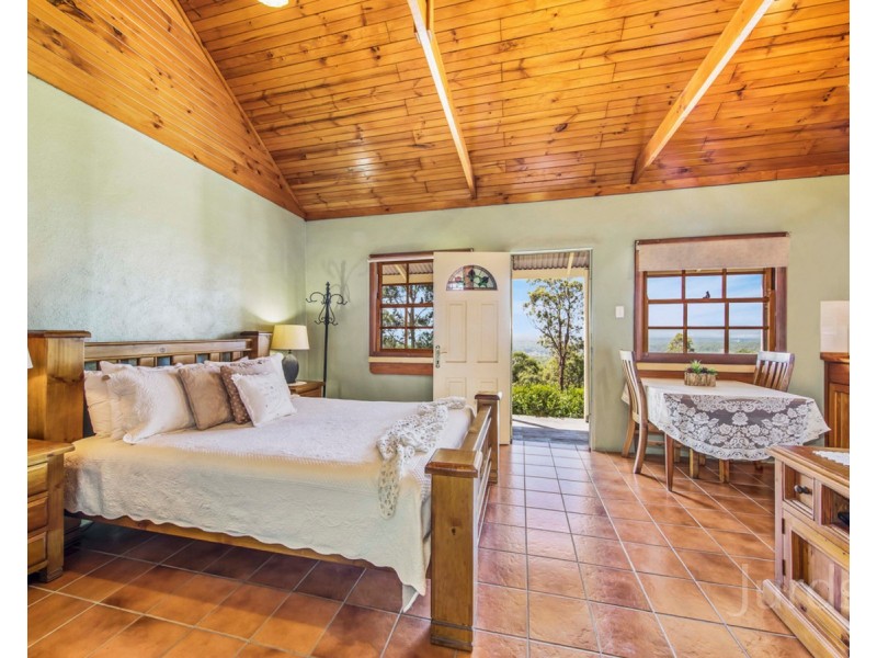 37 Moon Mountain Drive, Mount View NSW 2325