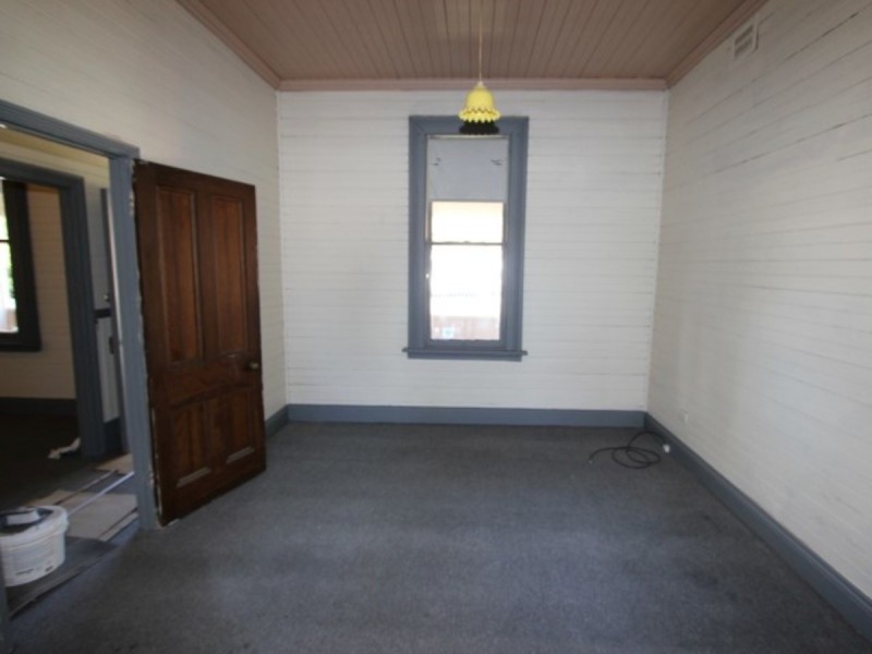 12 Yango Street, Cessnock NSW 2325