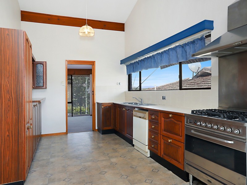 16 Cooper Street, Cessnock NSW 2325