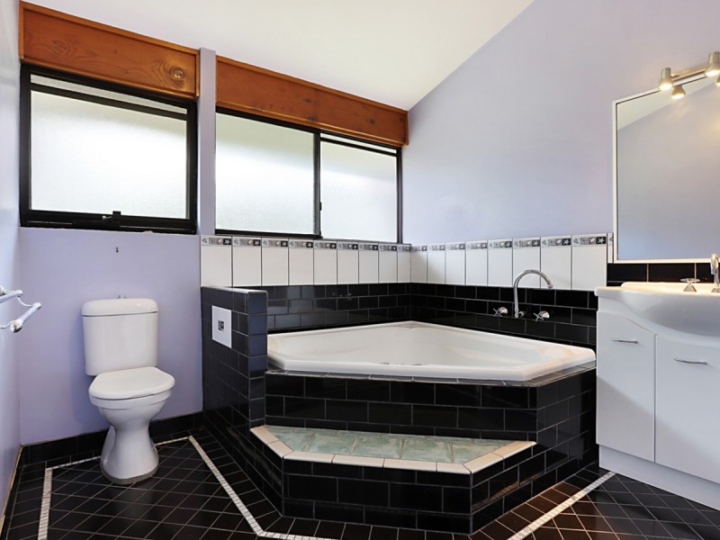 16 Cooper Street, Cessnock NSW 2325