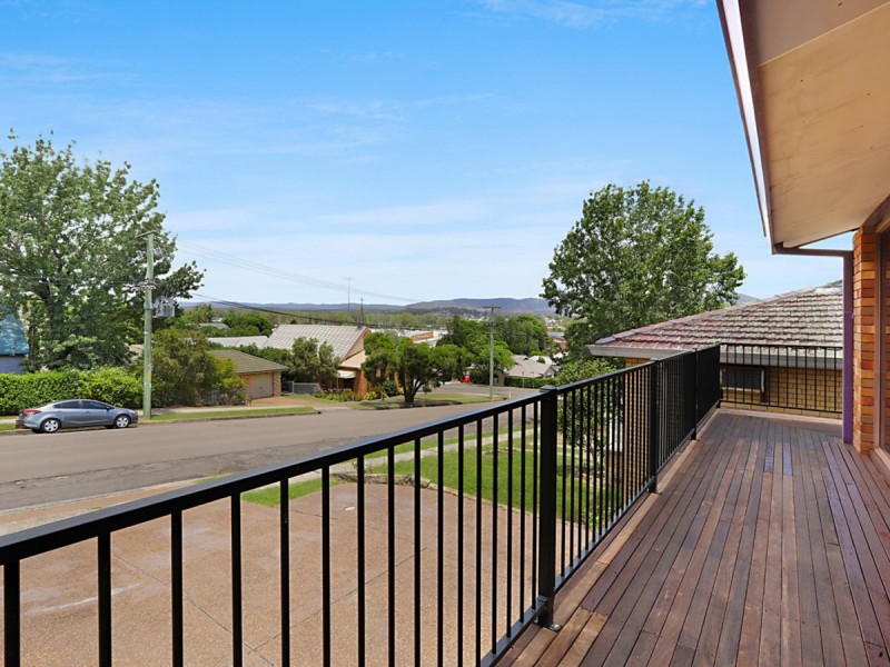 16 Cooper Street, Cessnock NSW 2325