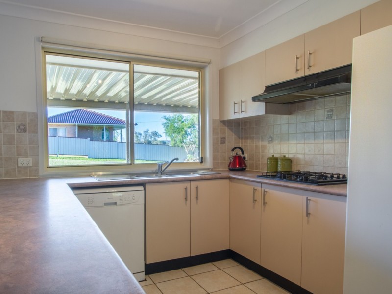 185 Wine Country Drive, Nulkaba NSW 2325