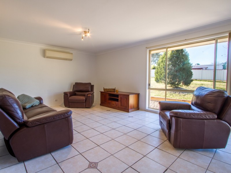 185 Wine Country Drive, Nulkaba NSW 2325