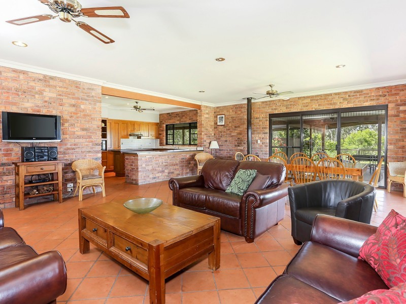 160 Londons Road, Lovedale NSW 2325