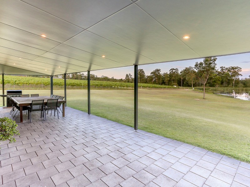 160 Londons Road, Lovedale NSW 2325