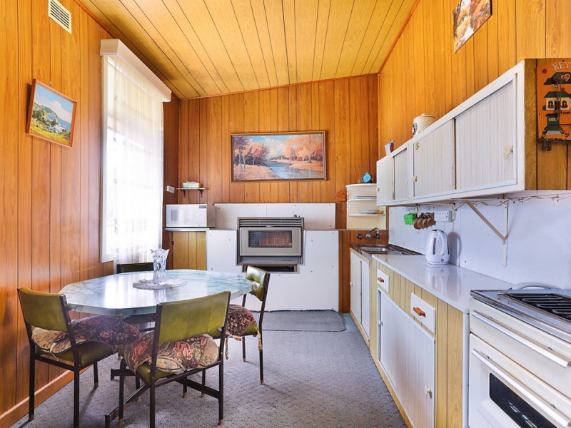 44 Mount View Road, Cessnock NSW 2325
