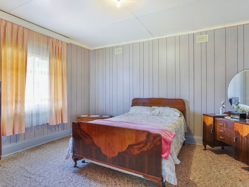 44 Mount View Road, Cessnock NSW 2325