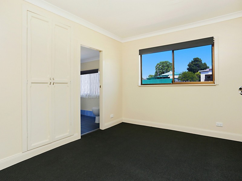 22 Colliery Street, Aberdare NSW 2325