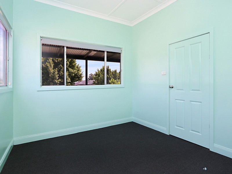 22 Colliery Street, Aberdare NSW 2325