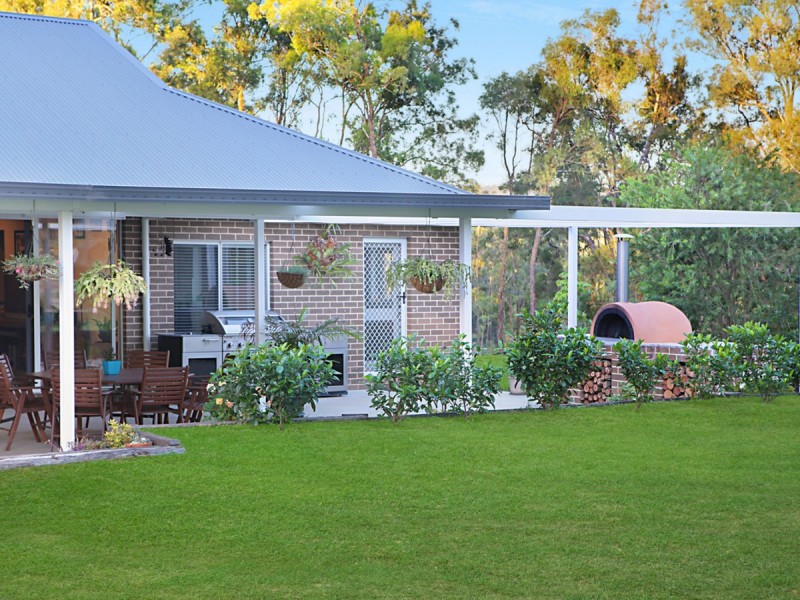 60 Blackburn Close, Lovedale NSW 2325