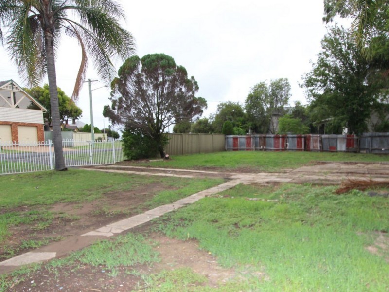 10 Desmond Street, Cessnock NSW 2325